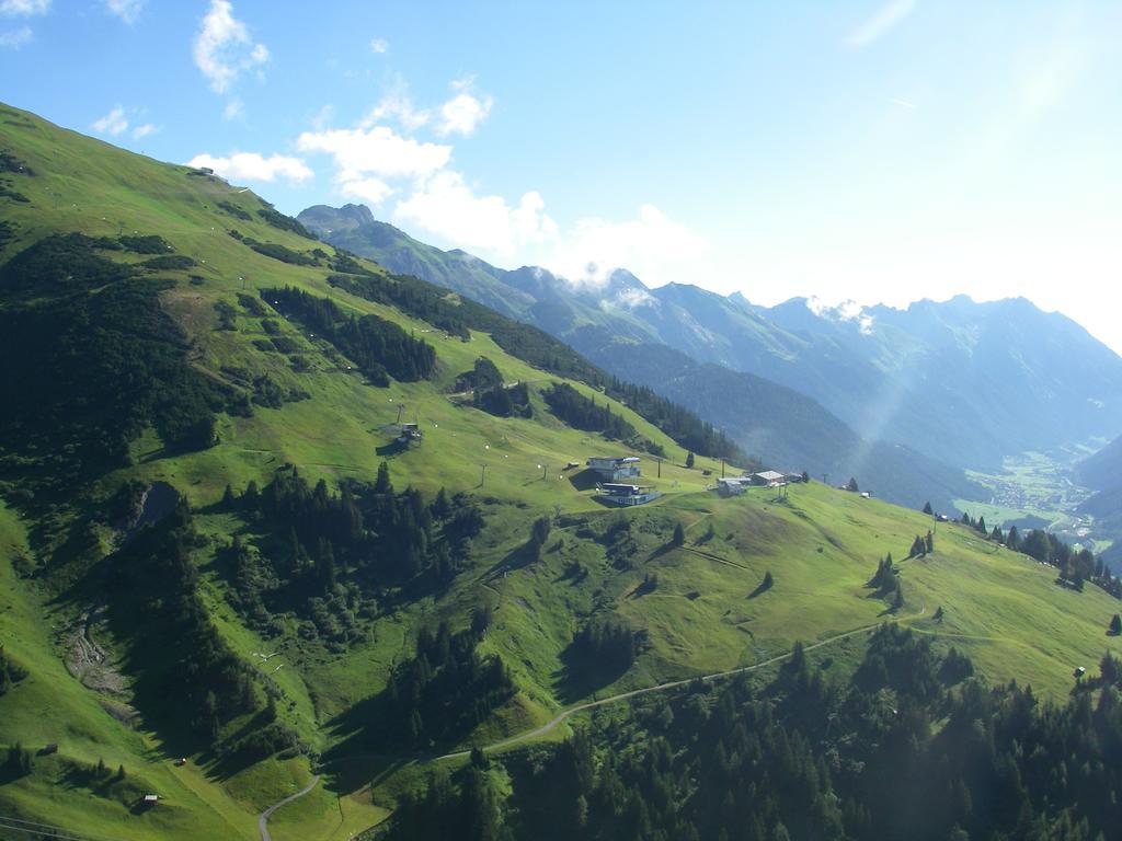 Hof Am Platzli Hotell Sankt Anton am Arlberg Exteriör bild