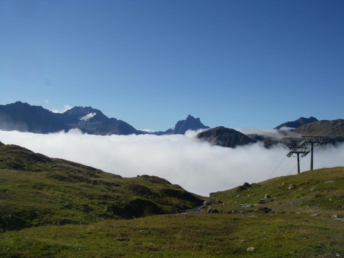 Hof Am Platzli Hotell Sankt Anton am Arlberg Exteriör bild